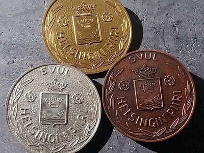 Helsingin Vaakunalla varustettu 3 Eri luokkaa.