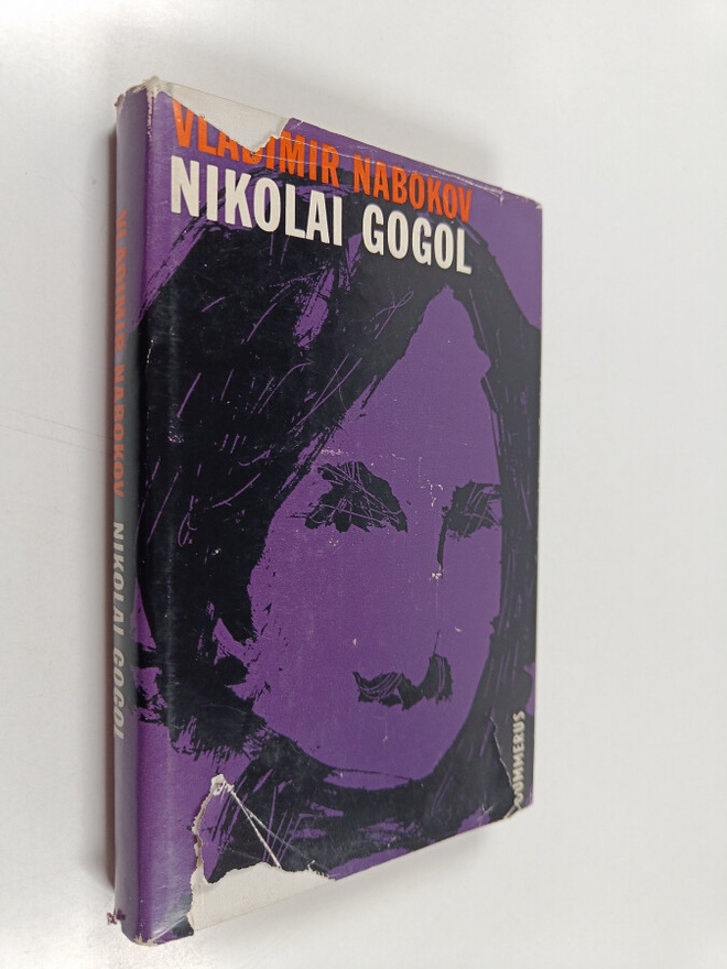 Vladimir Nabokov : Nikolai Gogol