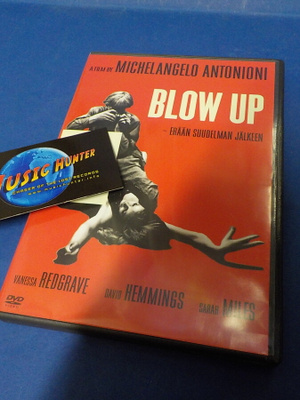 BLOW UP - ERÄÄN SUUDELMAN JÄLKEEN SUOMI PAINOS DVD (W)
