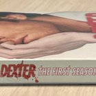 Dexter: Kausi 1 (2006) Michael C. Hall (4DVD) *UUSI* - pikkukuva 3