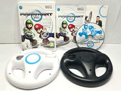 Wii - Mario Kart Wii + 2 rattia
