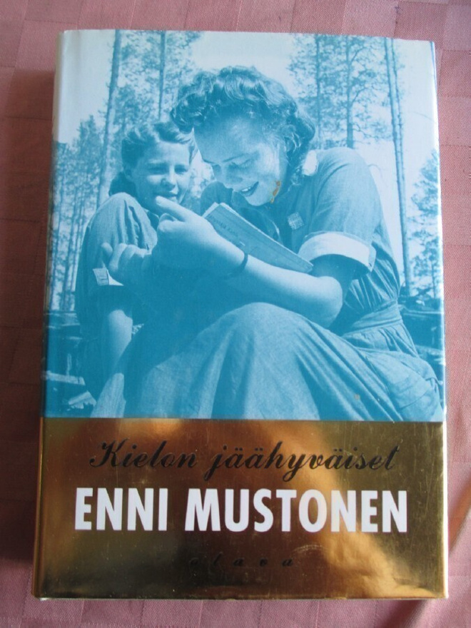 Enni Mustonen: Kielon jäähyväiset