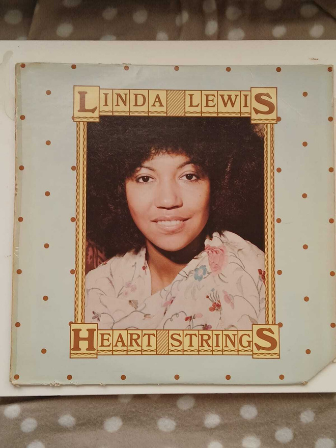 linda lewis