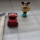 Disney figuureja ja pienoismalli auto - pikkukuva 1