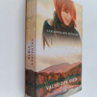Nora Roberts : Valheiden virta - pikkukuva 1