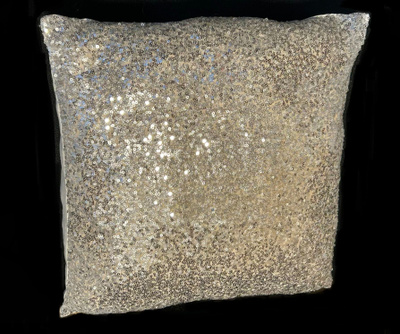 H&M Home paljettityynynpäällinen / sequin cushion cover – ho