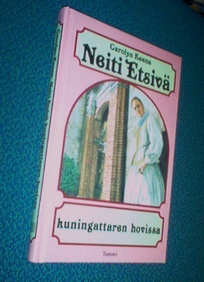 Carolyn Keene: Neiti Etsivä kuningattaren hovissa (Sis.pk:t)