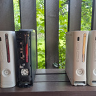 XBOX 360 4kpl (rikkinäisiä varaosiksi tai korjattavaksi) - pikkukuva 1