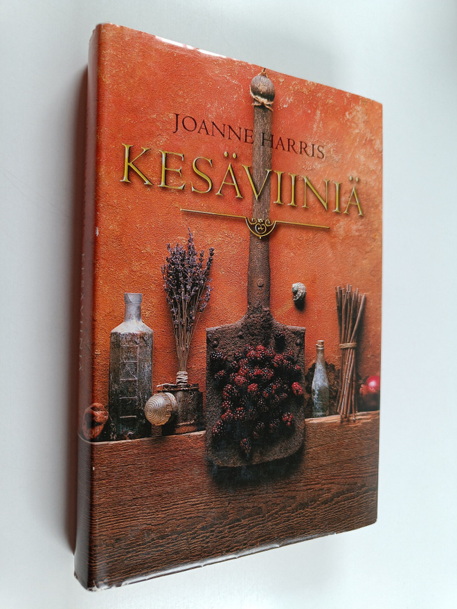 Joanne Harris : Kesäviiniä