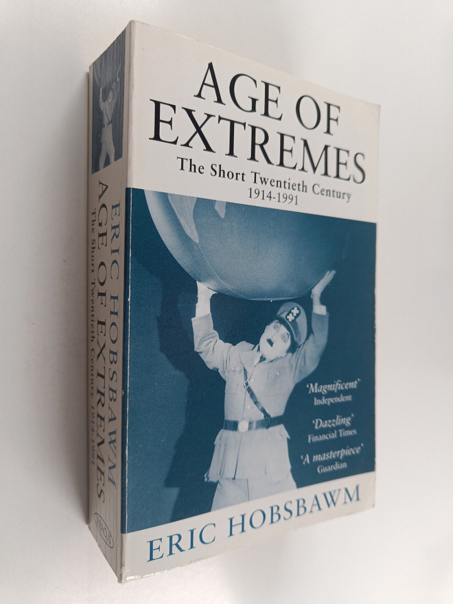 Eric John Hobsbawm : The age of extremes : the short twen...