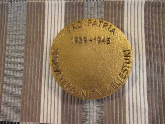 Pro Patria  .Sotaveteraanien Veljestuki mitali 1981.