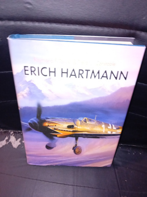 Erich Hartmann ( SIS POSTIKULU )