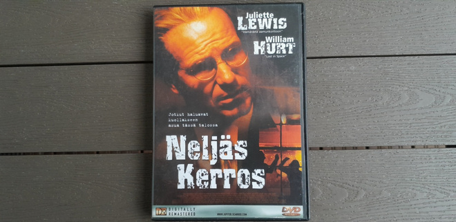 DVD: Neljäs Kerros (Juliette Lewis, William Hurt 1999)