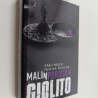 Malin Persson Giolito : Epäilyksen tuolla puolen - pikkukuva 1