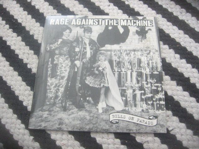 Rage Aginst The Machine - Bulls On Parade (cds)