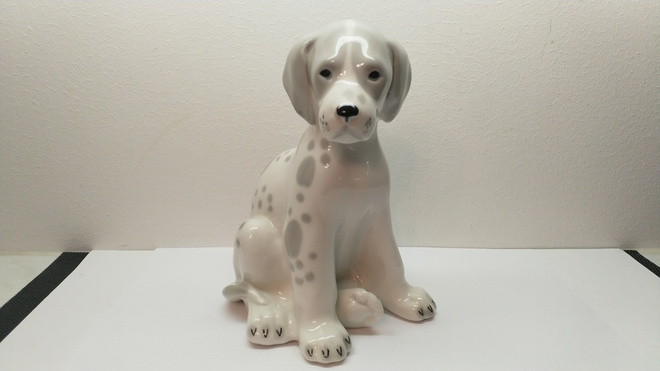 Lomonosov dalmatialainen koira figuuri