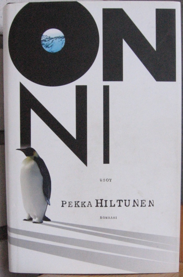 Pekka Hiltunen: Onni, Wsoy 2016.  395 s.
