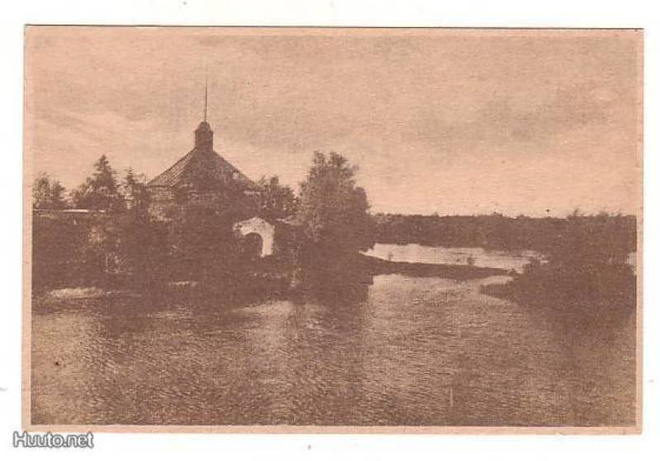 LUOVUTETTU ALUE: KÄKISALMI, LINNA