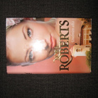 Nora Roberts : Unelmien aika v.2010 kirja - pikkukuva 1