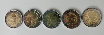 2 € erikoiskolikot 5 kpl