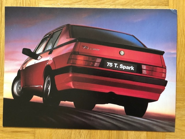 Postikortti / kuva Alfa Romeo 75 Twin Spark