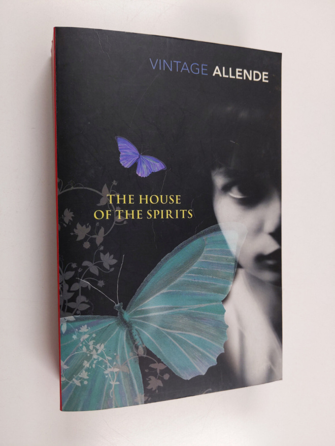 Isabel Allende : The house of the spirits