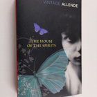 Isabel Allende : The house of the spirits - pikkukuva 1