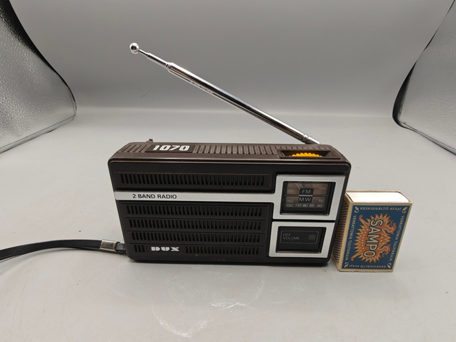 Radio DUX  1070