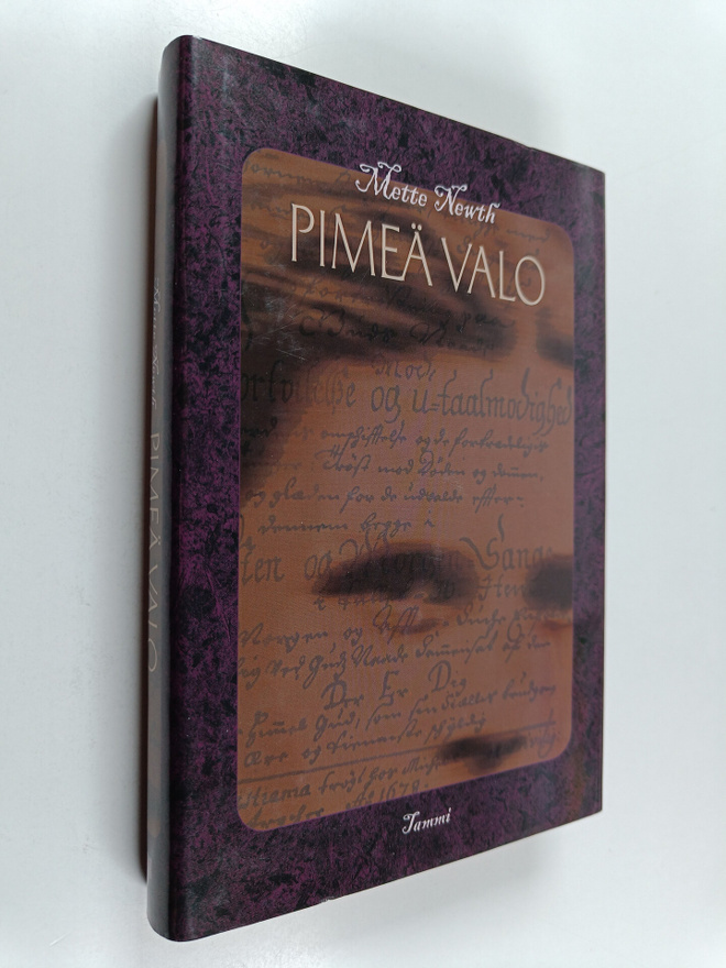 Mette Newth : Pimeä valo
