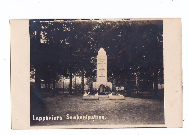 VANHA Valokuva Leppävirta 1920-l Sankaripatsas