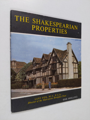 Levi Fox : The Shakespearian properties