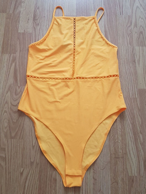 Uusi H&M bodytoppi koko L