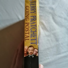 Pratchett, Terry: Discworld: Moist von Lipwig: Going Postal - pikkukuva 3