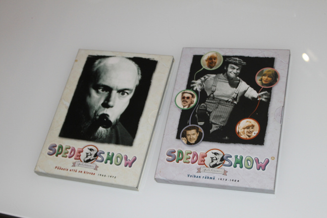 Spede Show - Pääasia että on kivvaa ja Voihan rähmä dvd:t