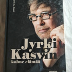 Kasvi, Jyrki J. J.: Jyrki Kasvin kolme elämää - pikkukuva 1