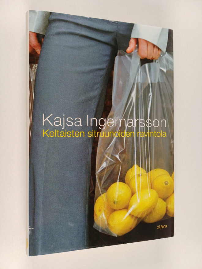 Kajsa Ingemarsson : Keltaisten sitruunoiden ravintola