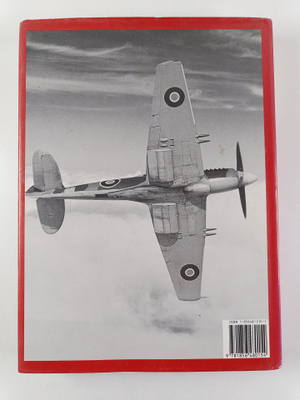 Alfred Price : Spitfire : A complete fighting history