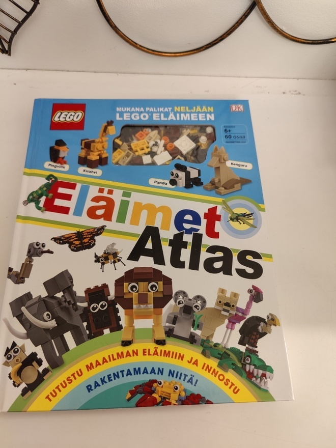 Lego; Eläimet atlas, mukana legopalikoita