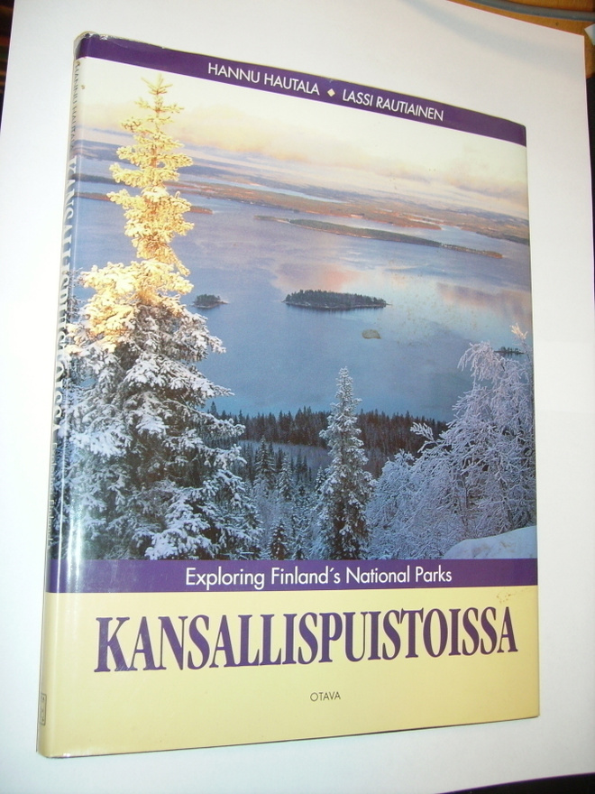 Hannu Hautala: KANSALLISPUISTOISSA (Sis.postikulut)