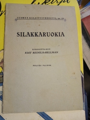 REINILÄ-HELLMAN : SILAKKARUOKIA ( SIS POSTIKULU )