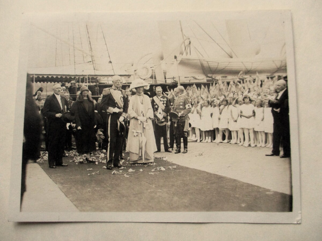 Helsinki Ruotsin kuninkaan vierailu 1925 11,5,x9cm