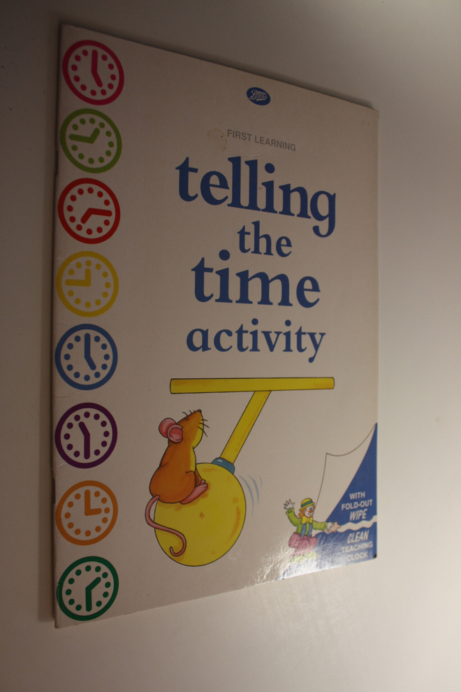First Learning : Telling the time activity