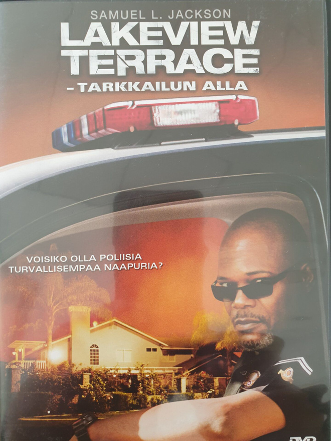 Lakeview Terrace - tarkkailun alla DVD