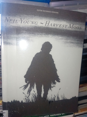 Nuottikirja Neil Young : Harvest Moon ( SIS POSTIKULU )