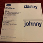 DANNY*JOHNNY: 4 iskelmää- EP * FIN 1968 - pikkukuva 2