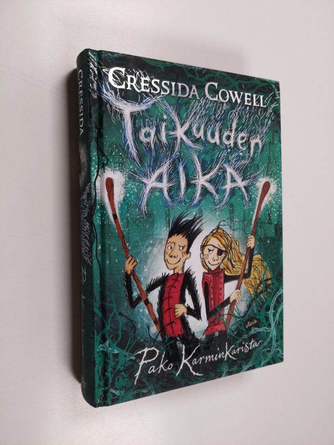 Cressida Cowell : Taikuuden aika : Pako Karminkarista