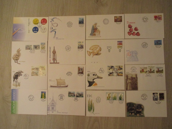 FDC Kansio Ahvenamaa Åland  57 kpl. 3.01.2000-10.10.2005.