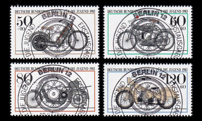 Berlin 694-7 o Moottoripyöriä EPL (1983)