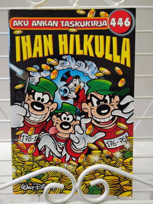 Aku Ankka taskukirja 446 Ihan hilkulla