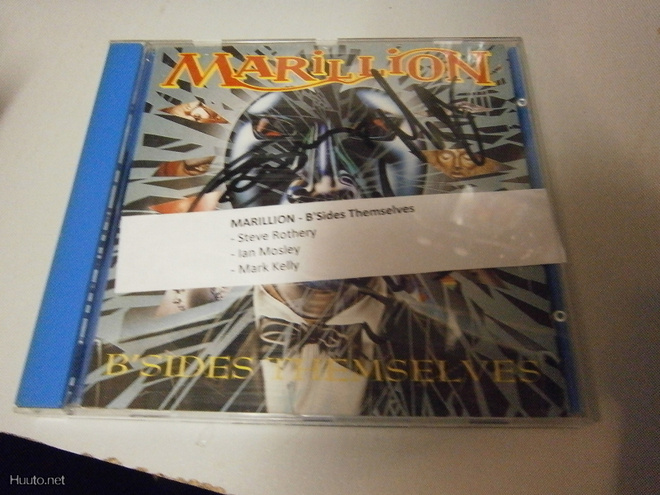 MARILLION - THE B SIDES THEMSELVES CD KOLMELLA NIMMARILLA